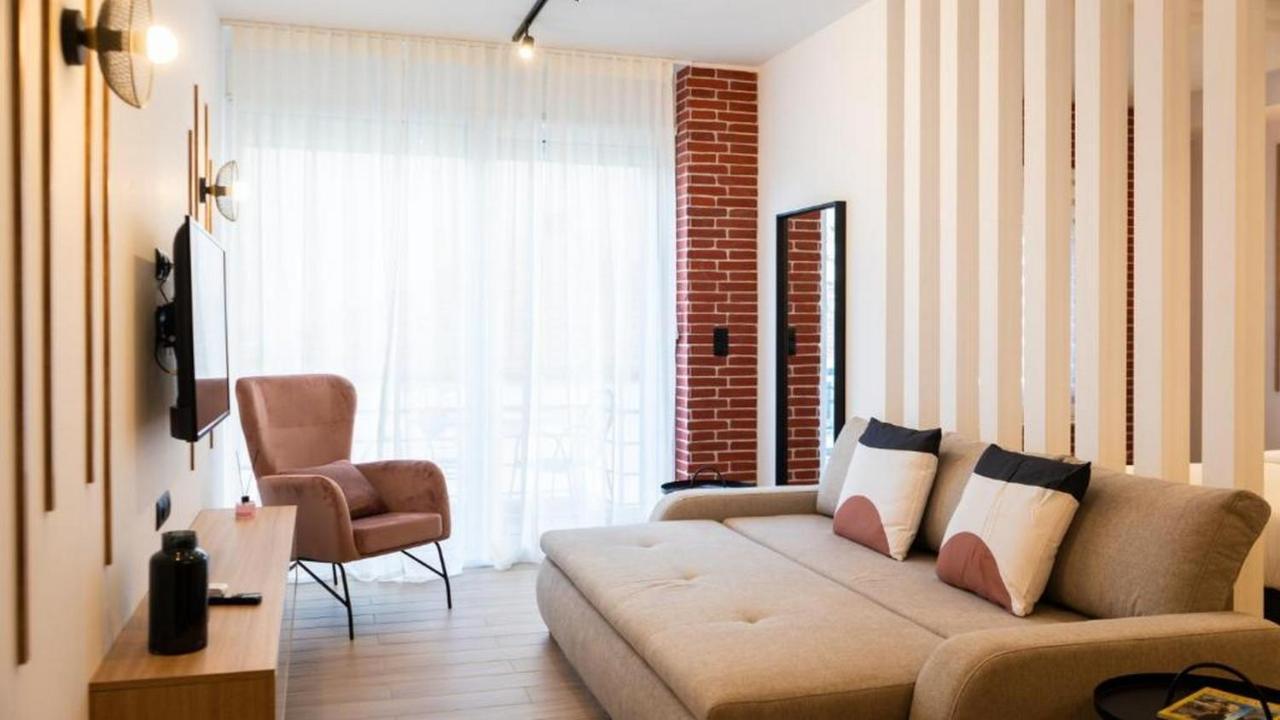 Centro Urban Suites Kalambaka Esterno foto